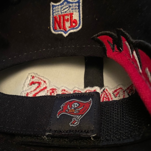 Tampa Bay Buccaneers Cap Adjustable Strapback Hat Flames NFL Football SPL 28 - Picture 3 of 4
